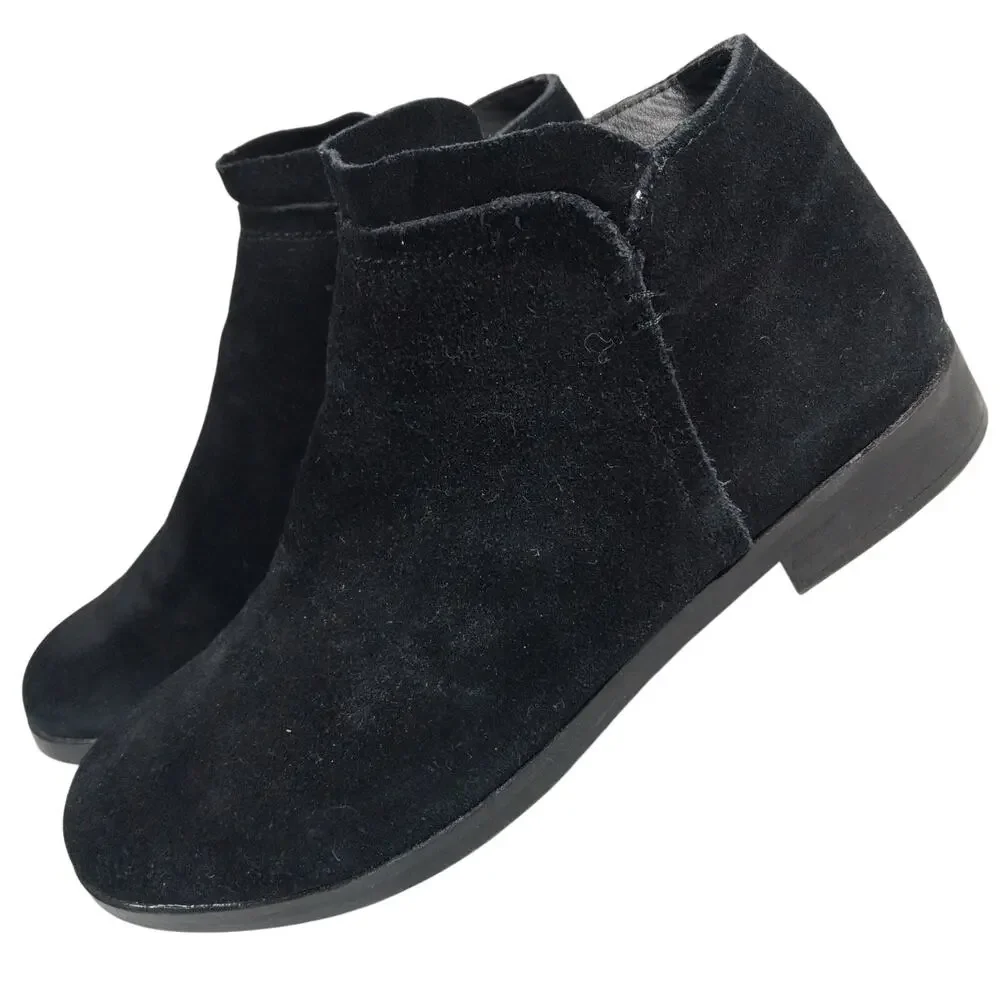 STEVE MADDEN! BLACK GENUINE SUEDE LEATHER LOW HEELED ZIPPER ANKLE BOOTS! SZ 8.5M